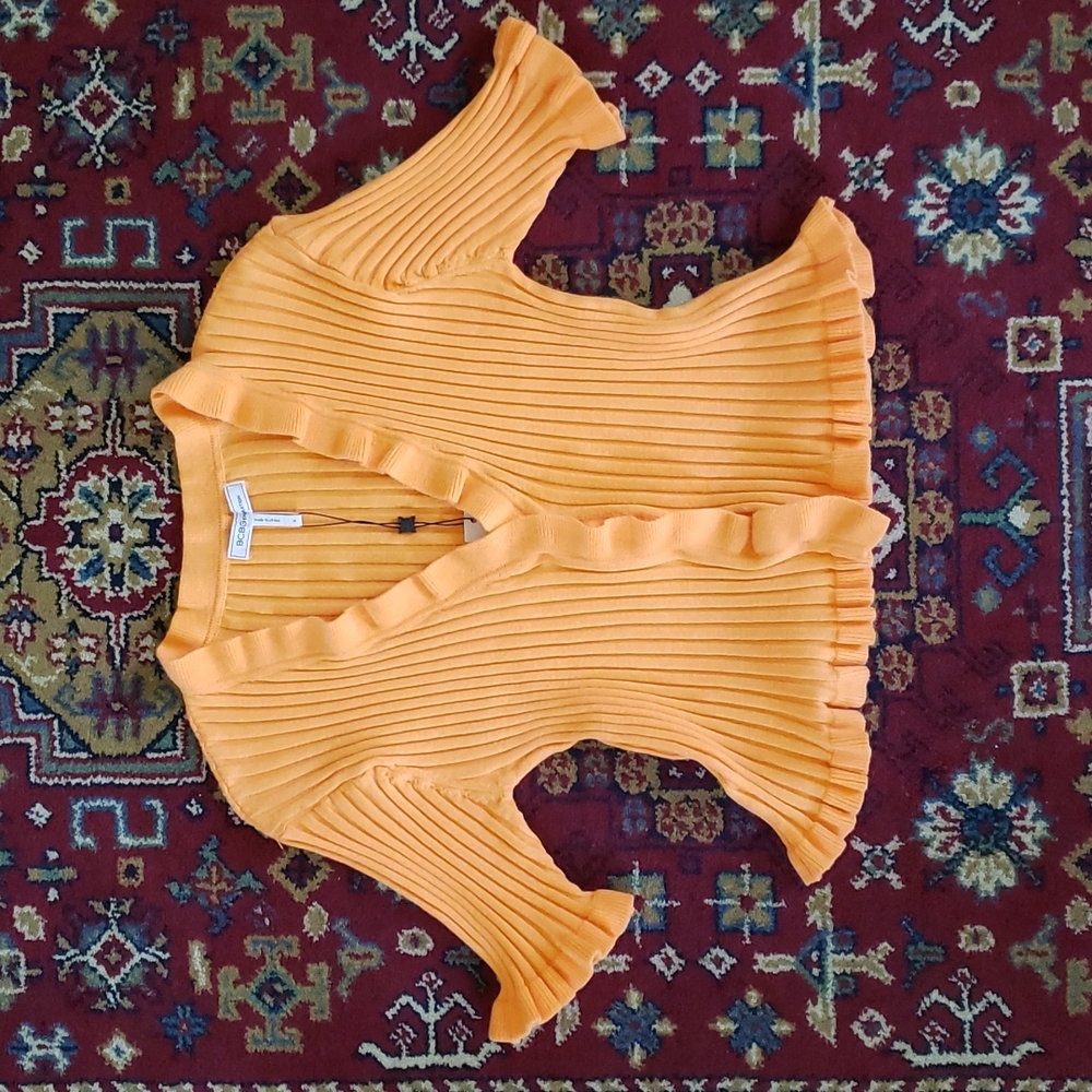 ❤ BCBG | Tangerine Orange Mango Ribbed Short Sleeve Button Down Ruffle Edge Top